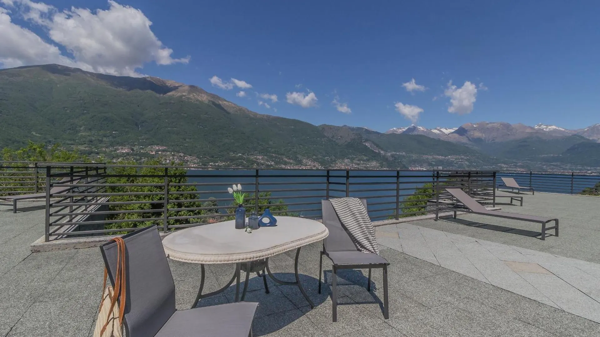 Apartamento Brezza Del Lario Monolocale Con Soppalco By Varenna Holidays Dervio Italia